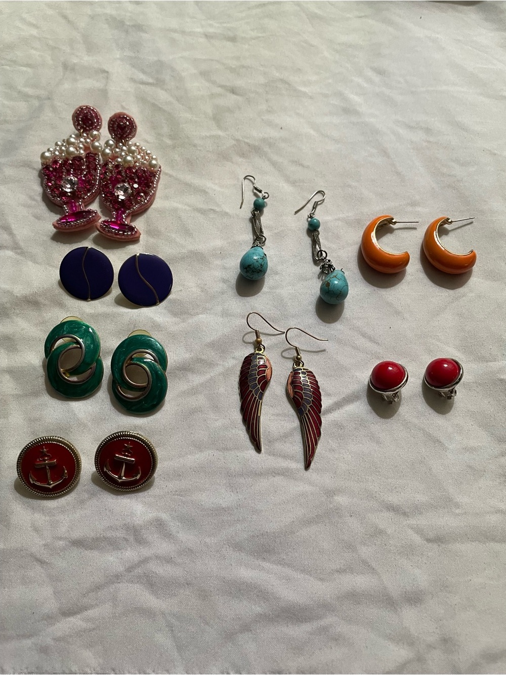 8 earrings